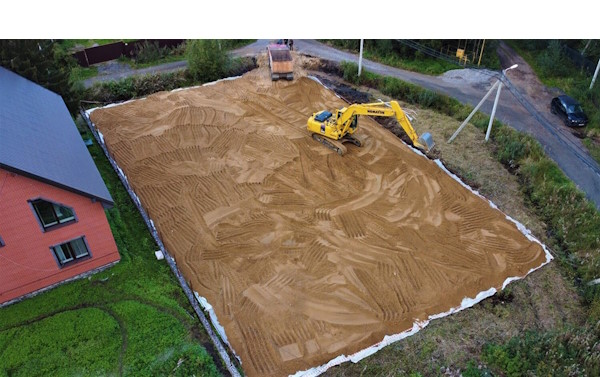 Отсыпка участка песком